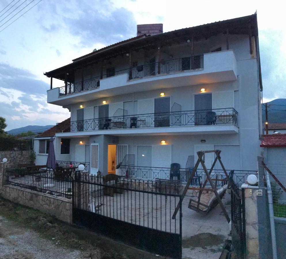 Rena Apartments Asproválta Luaran gambar